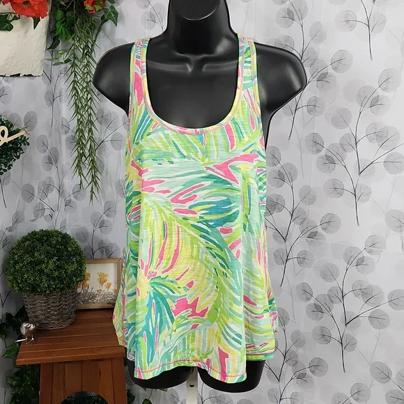 Lilly Pulitzer Luxletic Tank - Picture 2 of 9